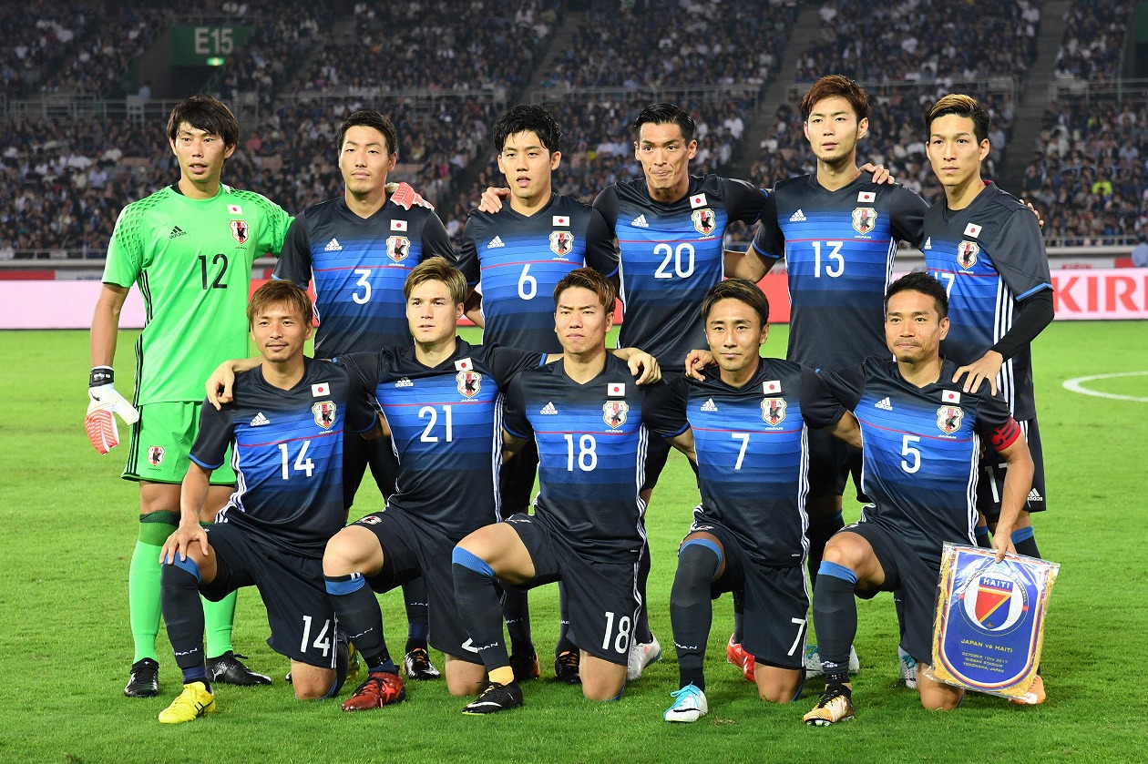 W杯組み合わせ抽選会 残るは日本と韓国 F組か H組か 緊張の一瞬を経て サカノワ