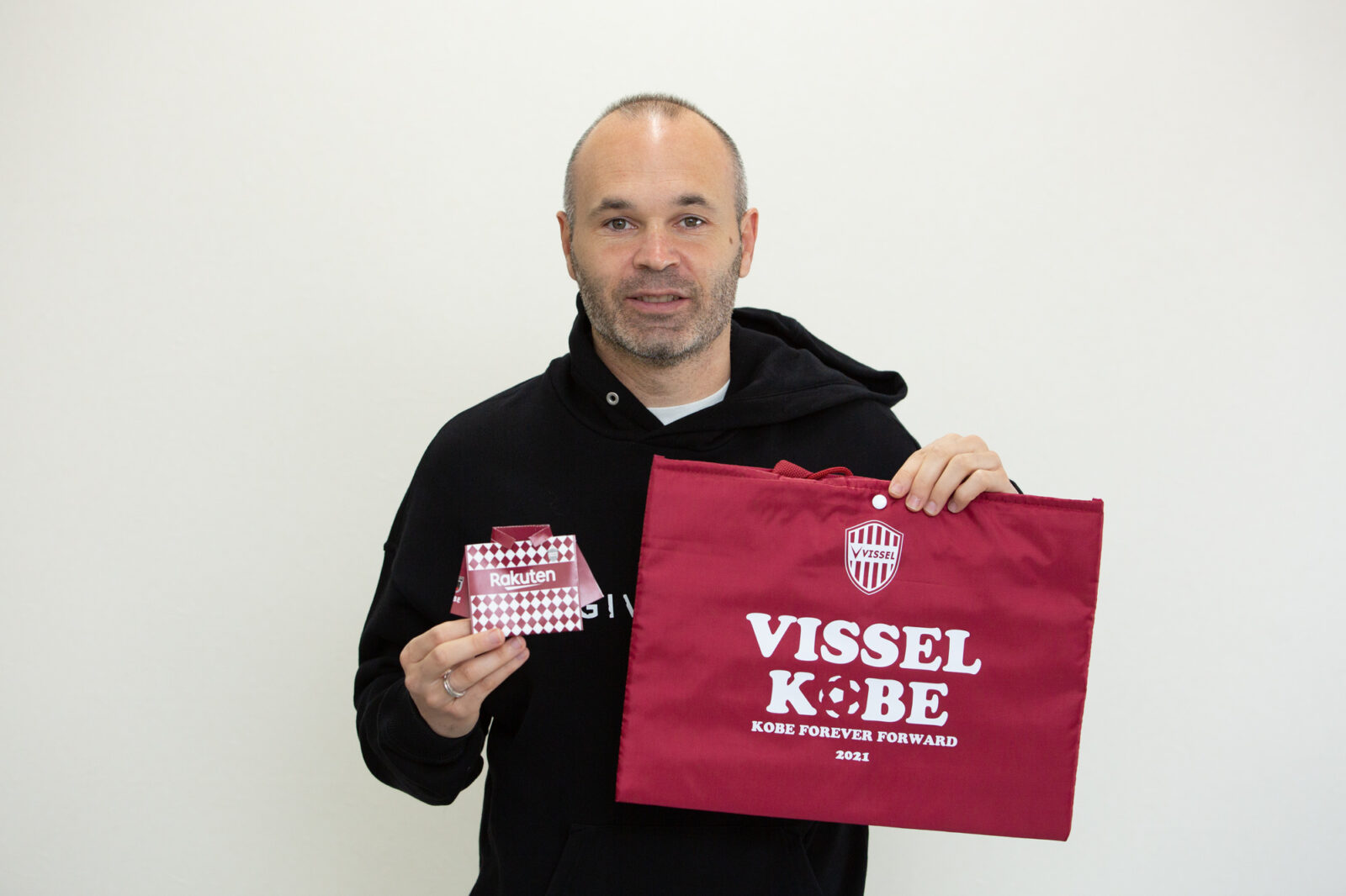 神戸 新入生にイニエスタのユニフォーム型折り紙 レッスンバッグなどプレゼント サカノワ
