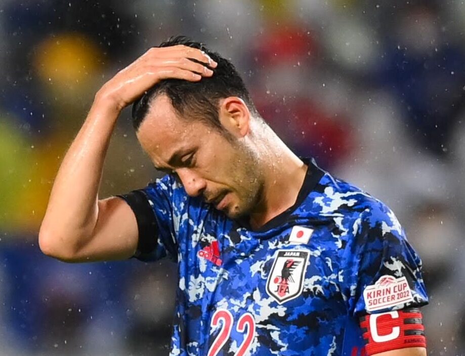 名古屋か神戸、それとも!?吉田麻也が移籍先に言及「なるべく早く、いいチームで」。日本代表、３失点でチュニジアに敗戦 | サカノワ