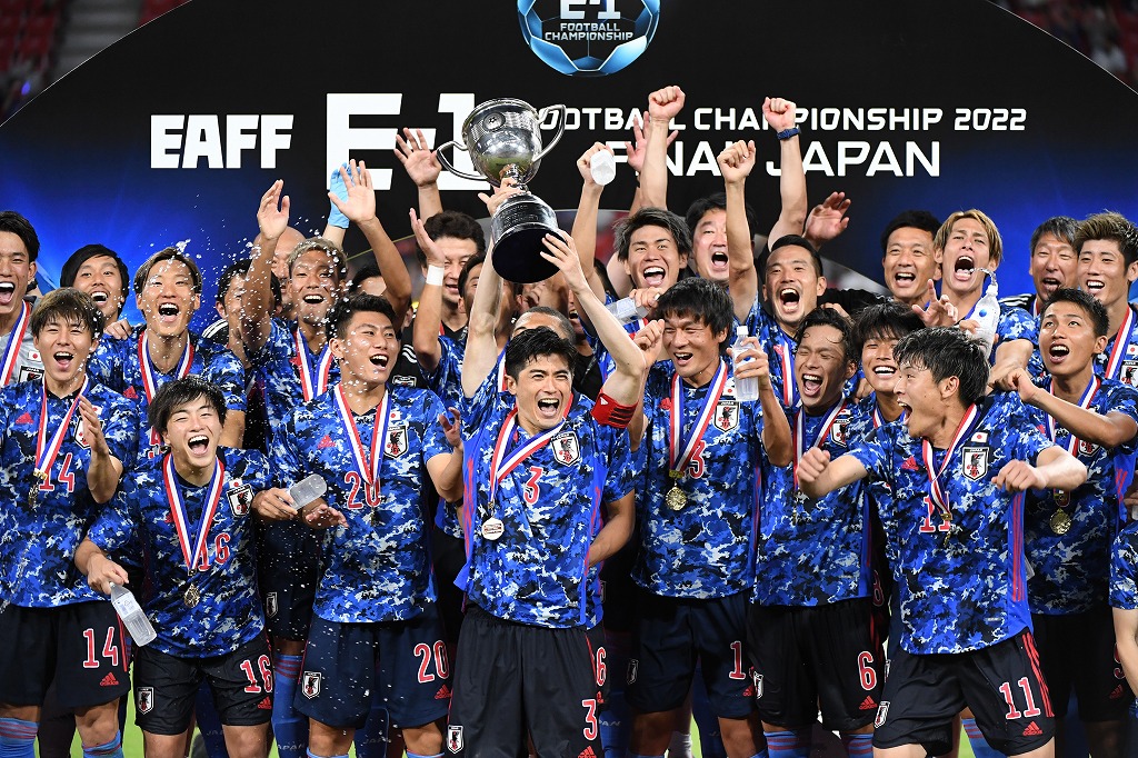 「新ユニフォームデザイン」サッカー日本代表がW杯で着用（S ・M・L・LL）