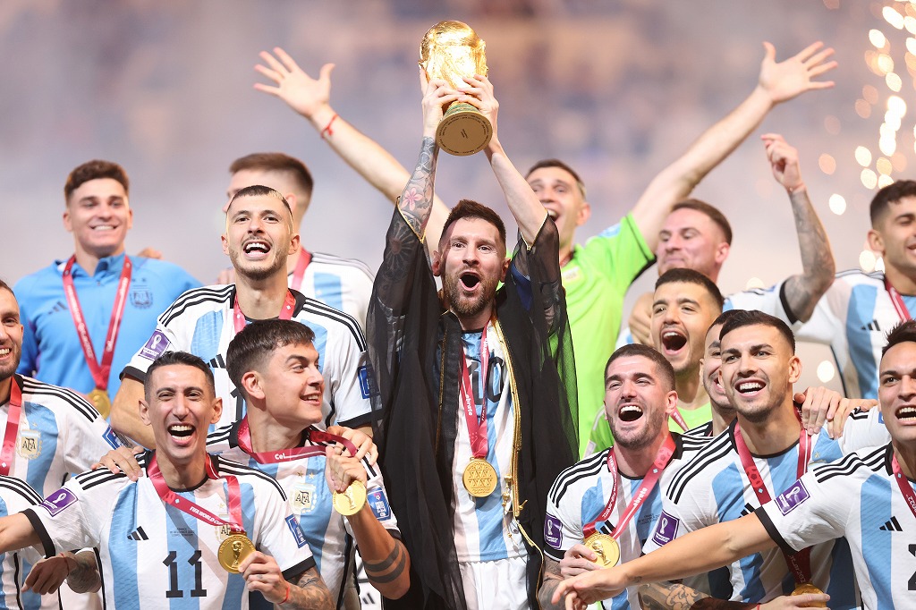 少し豊富な贈り物 リオネル メッシ アルゼンチン代表 ユニフォーム ワールドカップ2022 優勝